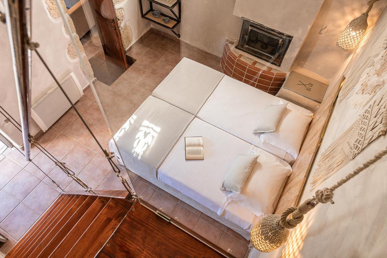 Verekinthos Villas - Pool, Hot Tub, Bbq, Kids Playground, Stunning Mountain Views Yerolakkos Exterior photo